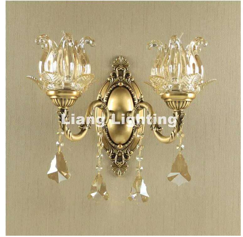 Modern Classical Antique Brass Wall Lamp E14 LED Brass Wall Sconce for Hotel With Crystal Shade Modern Crystal Wall lamp Lustre Modern Classical Antique Brass Wall Lamp E14 LED Brass Wall Sconce for Hotel With Crystal Shade Modern Crystal Wall lamp Lustre