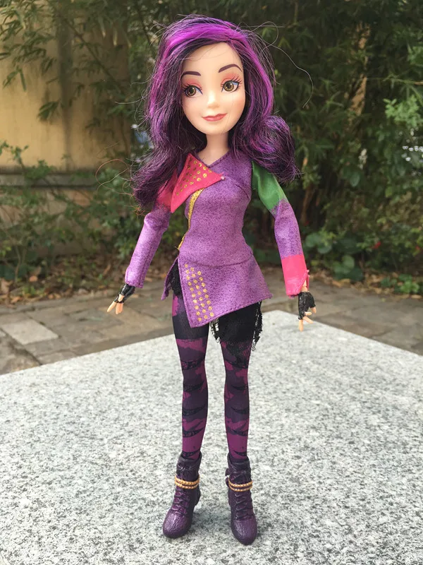 

Disney Descendants MAL Isle of The Lost 11" Toy Doll Action Figure New No Package