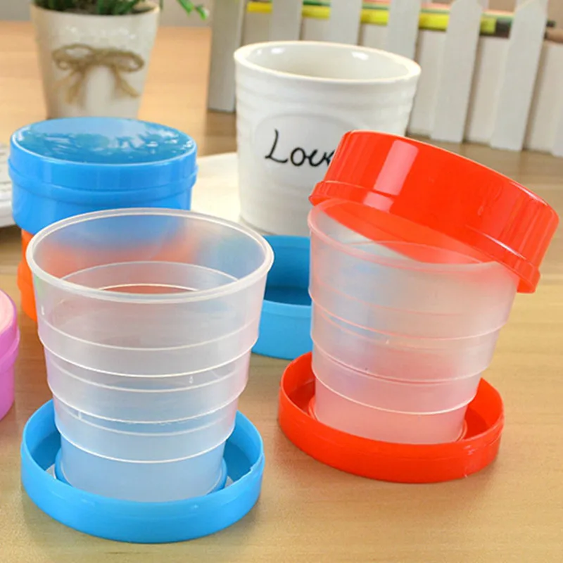 Vaso. Многоразовый стаканчик для кофе. Маленький пластиковый стакан. Маленький пластиковый стакан. Контейнер для соуса.