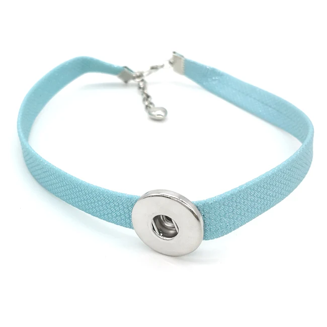 snap button necklace 2.jpg