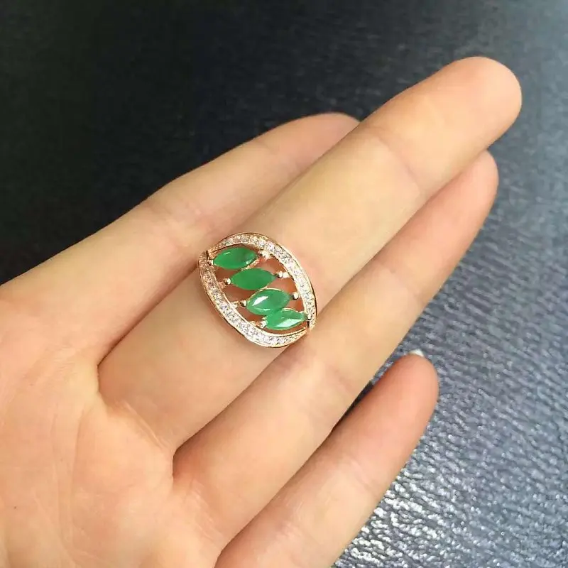 

2017 Rushed Anillos Qi Xuan_Fashion Jewelry_Colombia Green Stones Fashion Rings_plated Rose Woman Rings_Factory Directly Sales