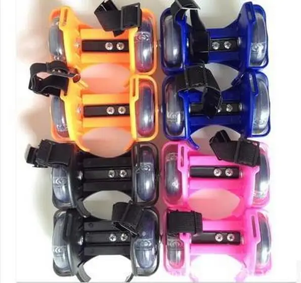 الجملة للأطفال وامض الأسطوانة صغيرة زوبعة بكرة فلاش عجلة أحذية تزلج وامض الأسطوانة أحذية