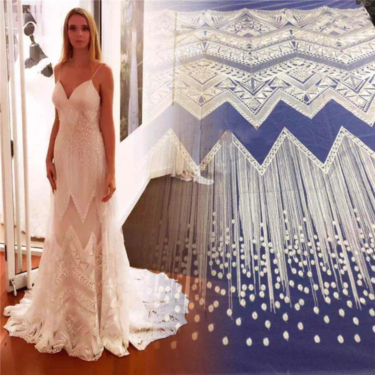 Fashion-geometrical-ivory-bridal-lace-fabric-guipure (2)