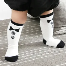 Милые носки для малышей, аксессуары для мальчиков и девочек, гольфы для новорожденных, хлопковые длинные носки без пятки, белая детская обувь, чулочно-носочные изделия с бантом