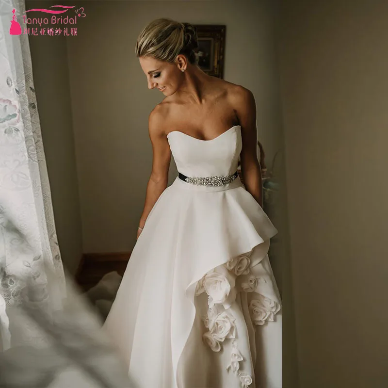 

Simple Striking BallGown Wedding Dress Features Handmade Rosettes Accented With Pearls Strapless Chic Romance Noivas ZW196