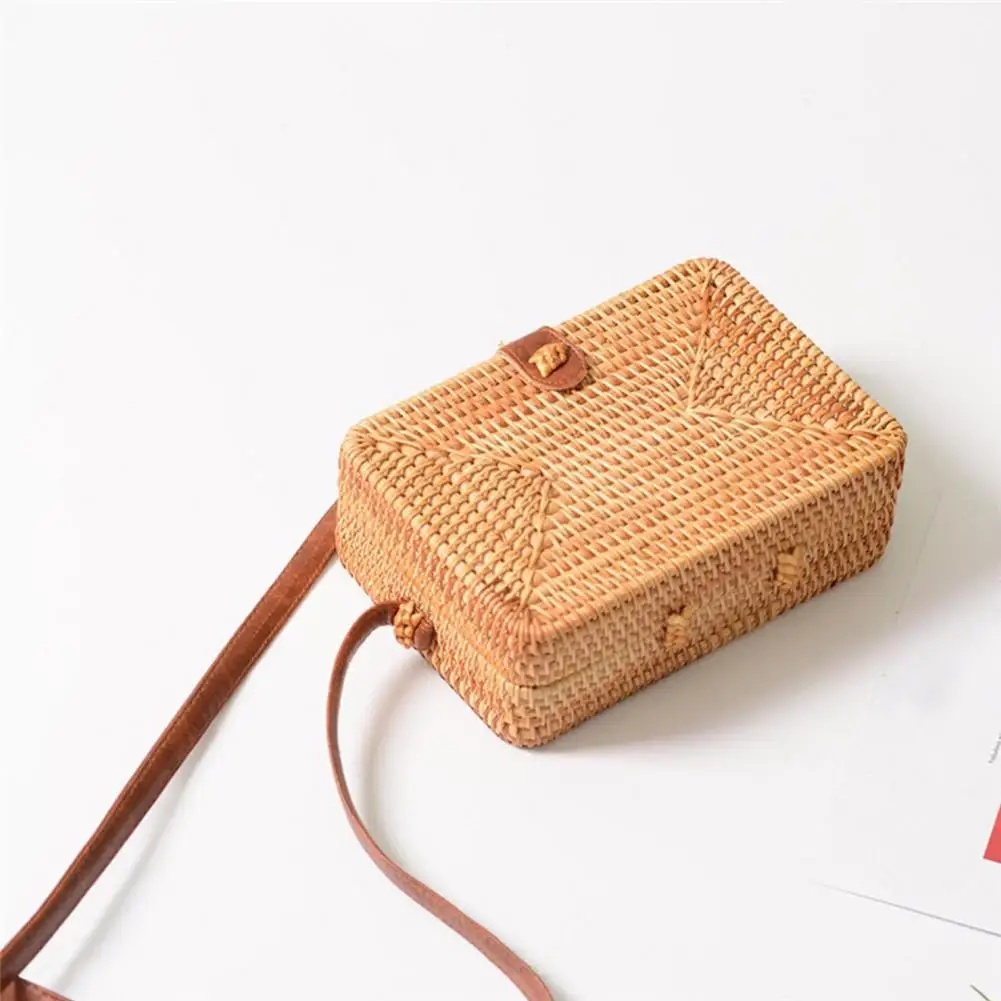 

NEW Handmade Rattan Woven Round Straw Bags Women Summer Beach Cross Body Bag Vintage Retro Circle Bohemia Handbag Bali Box