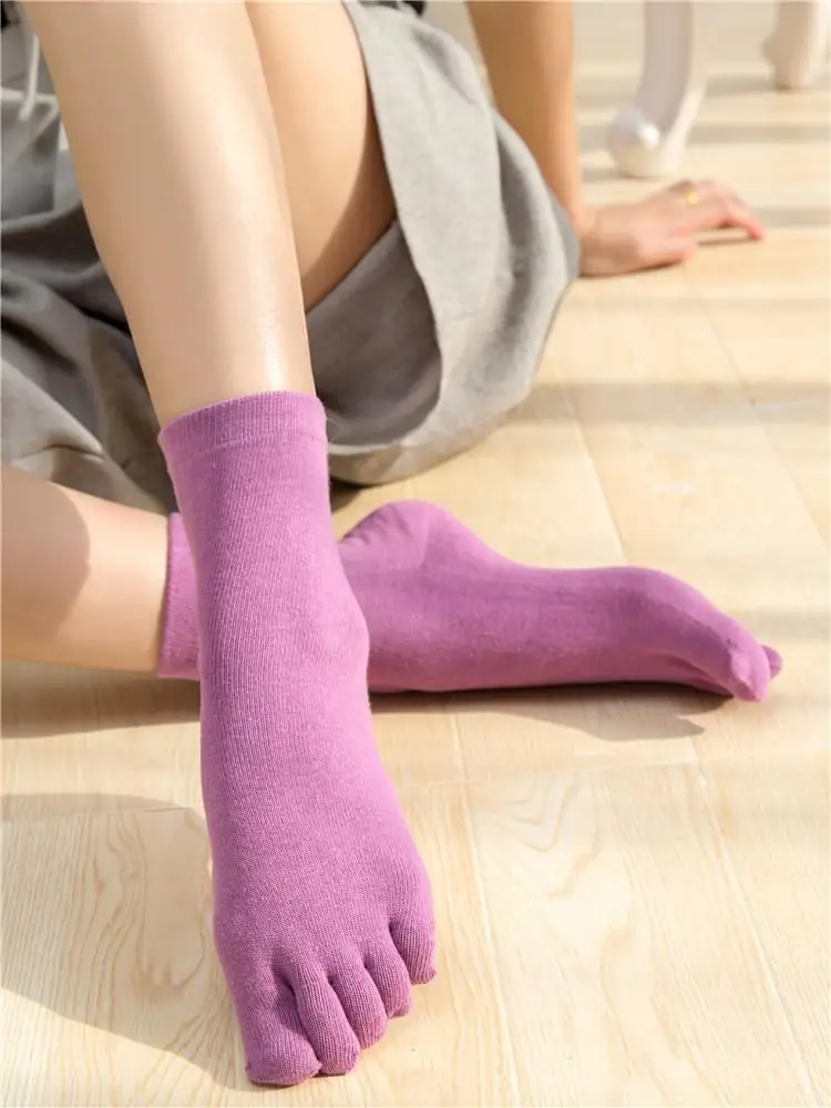 Classic Pure Color Lady Cotton Five Finger Socks 5 Finger Pure Cotton Female Cute Novelty Socks With Separate Toes - Цвет: Лаванда