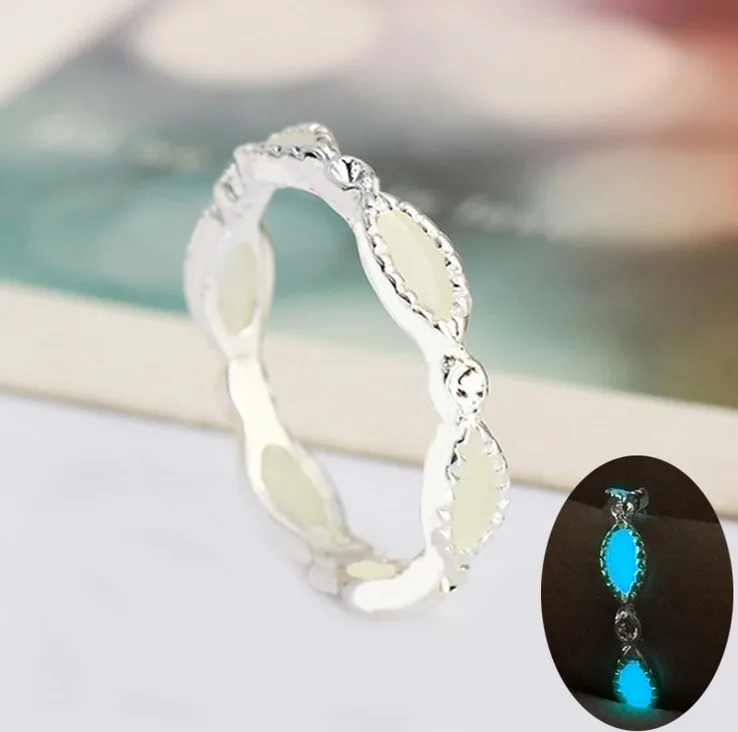 

Fashion Glow In the Dark Ring