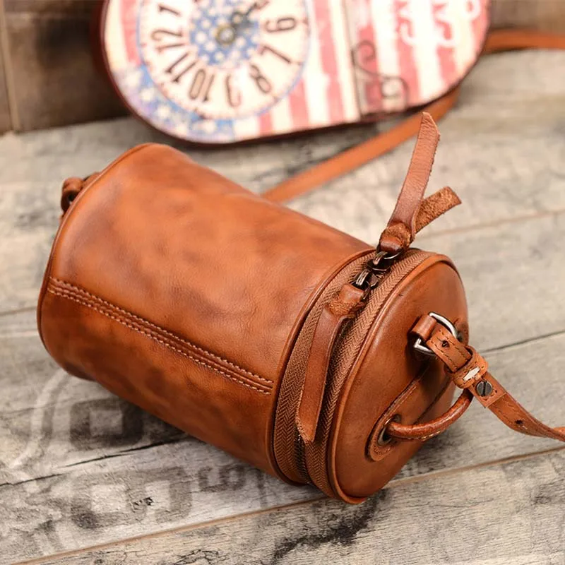 

AETOO European and American antique bucket, Baotou leather, lady's handbag, leather shoulder, vegetable tanned skin