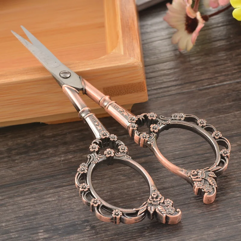 D-D-Vintage-Style-Stainless-Steel-Tailor-Scissors-Household-Embroidery-Scissors-Fabric-Cutting-For-Needlework-Sewing (1)