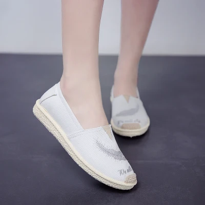 Cresfimix chaussures plates pour femmes; женская Повседневная Удобная парусиновая обувь на плоской подошве; милые женские лоферы без застежки; сезон весна-лето