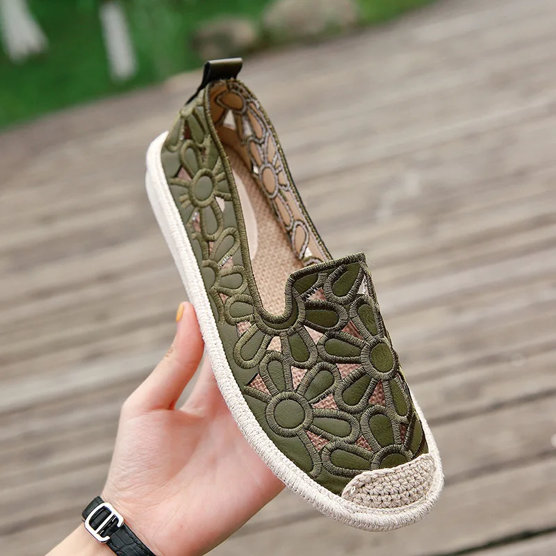 flat shoes going out