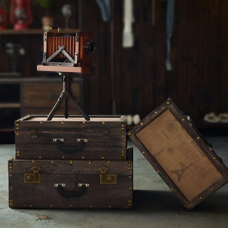 

American Handmade Crafts Ornament Retro Wooden Suitcase Model Room Decor Decoration Design Store Window Display Props 56*22*35cm