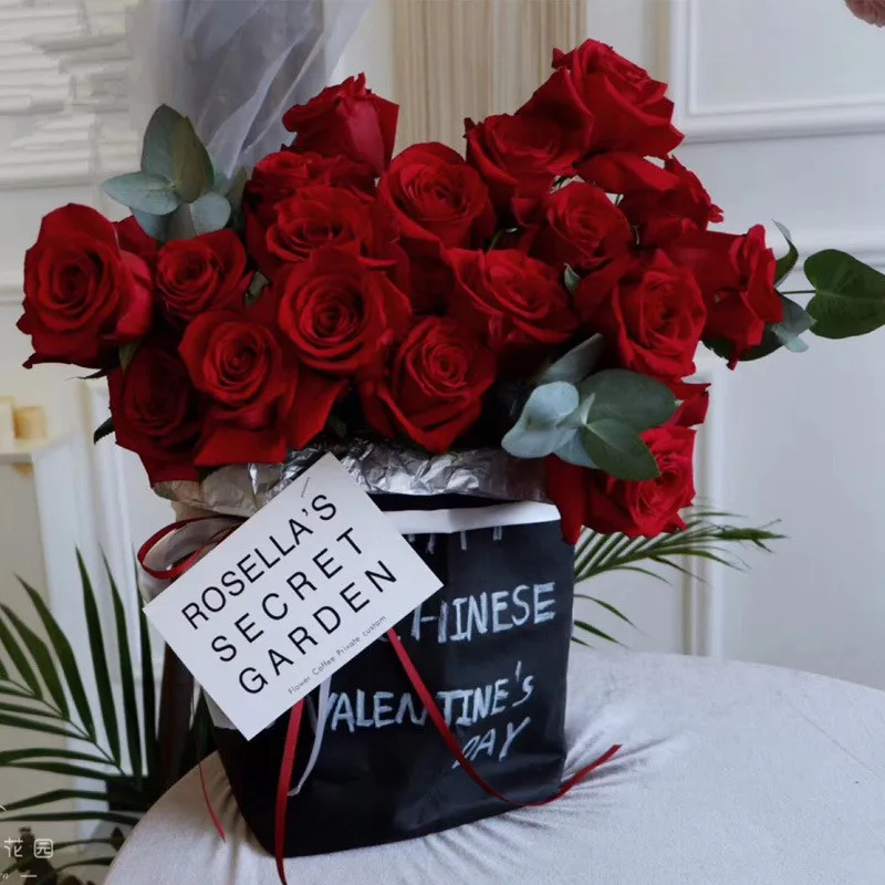 10122537313_767900671_