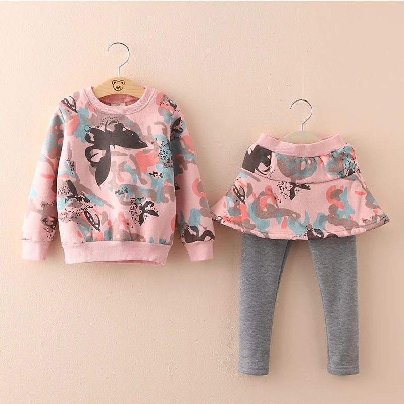 

2015 autumn and winter Korean version new styles girls fashion print plus velvet thick sweatshirts culottes sets TZ-2588