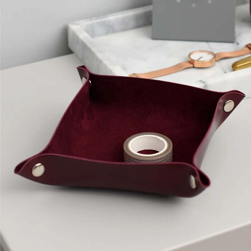 5Storage Box