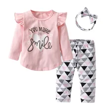Комплект из 3 предметов, одежда для маленьких девочек розовая детская одежда с длинными рукавами Топы с рюшами+ штаны с геометрическим рисунком+ повязка на голову для новорожденного, для малыша одежда для малышей Комплекты одежды для девочек