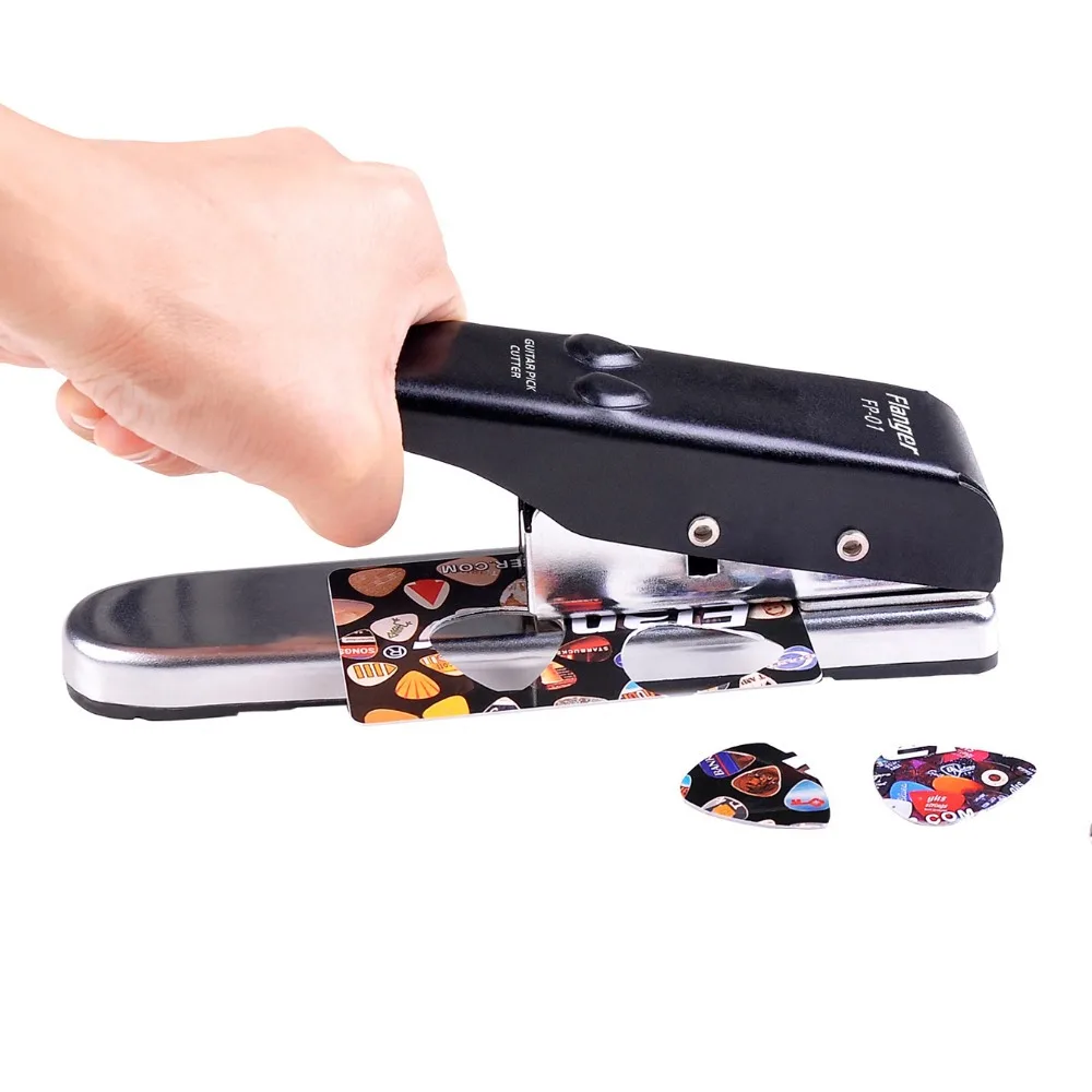 

Signstek Professional Portable Pick Punch Guitar Pick Plectrum Maker Pick Cutter Flanger FP-01