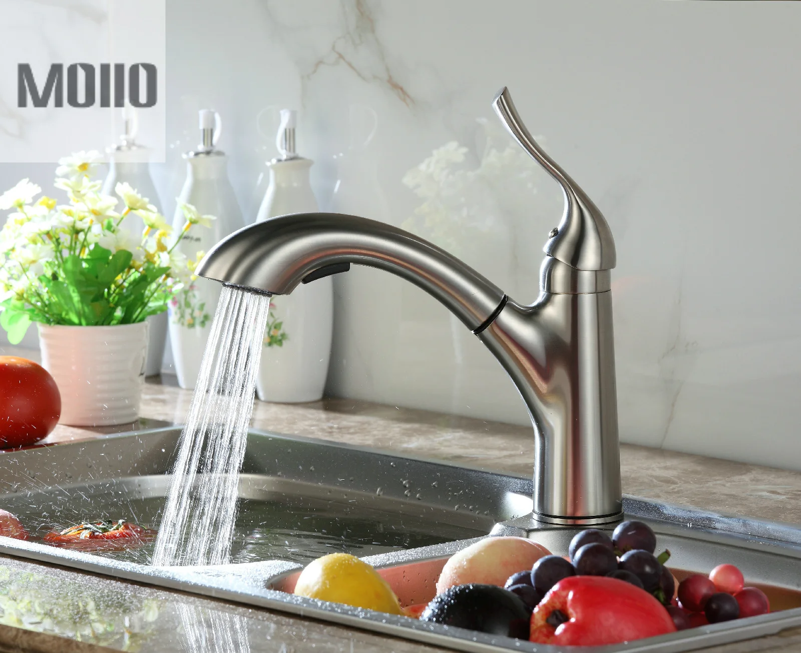 

MOIIO NEW DESIGN HOT SALE Brushed Nickel upc Bathroom Dink Faucet Basin Pull Out Faucet home improvement for kitchen