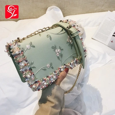 

Personality Design Luxury Embroidered Flower Pearl Handbags Women National Style Rivets Shoulder Bags Crossbody Bag For Female
