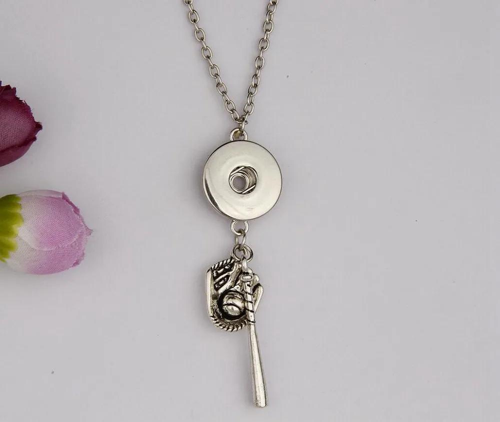 

Hot Vintage Silver Baseball Glove Baseball Bat 18mm Snap Button Pendant Necklace Charms Fashion Jewelry Gift Free Shipping H363