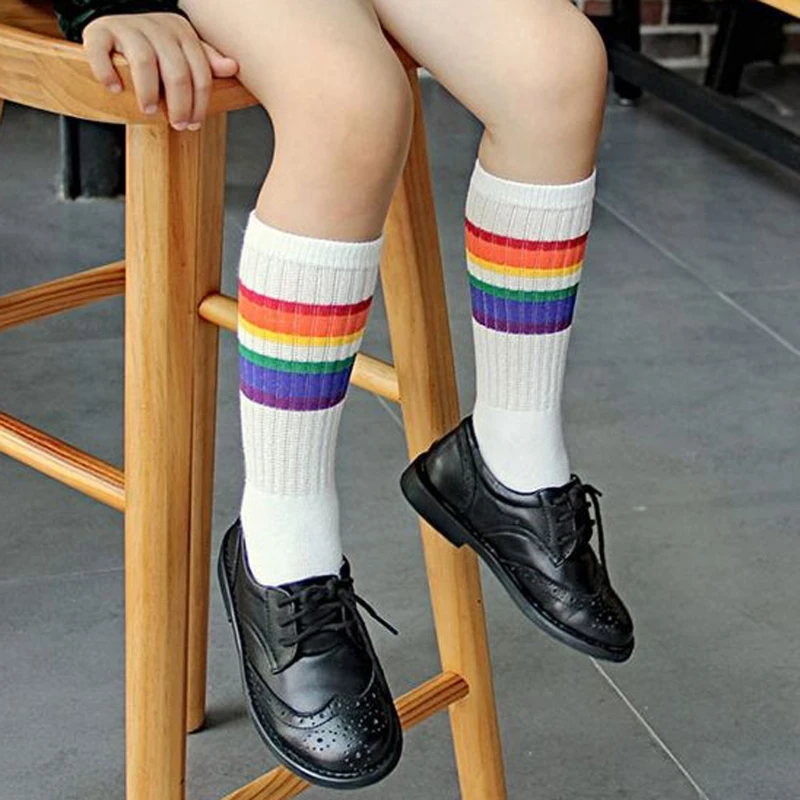 Детские футбольные носки полосатые разноцветные радужные Гольфы хлопковые школьные белые длинные носки для девочек, детские гетры