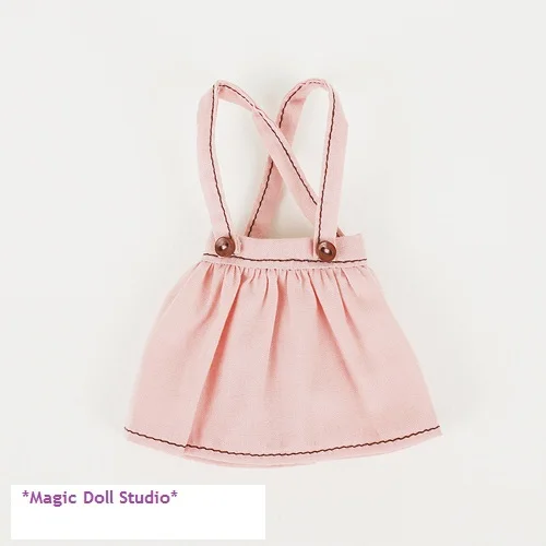 making dolls clothes