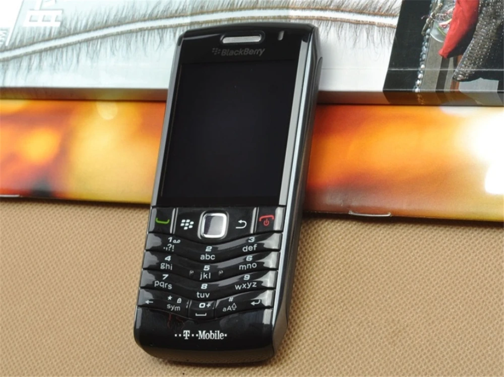 Разблокированный Blackberry 9105 2,25 дюйма 3.15MP камера 360x400 Blackberry OS QWERTY клавиатура Восстановленный мобильный телефон