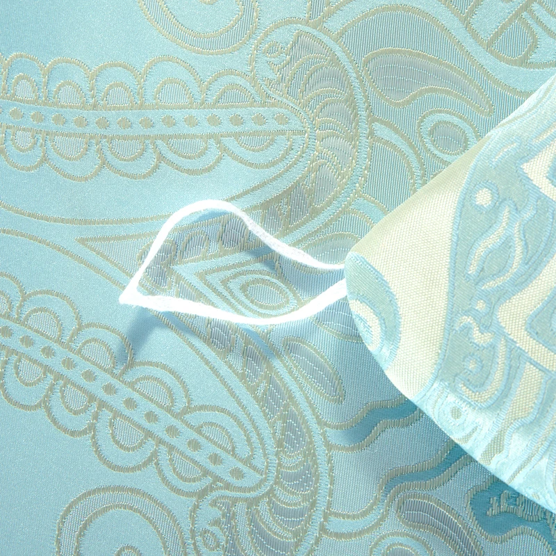 2C4A2574