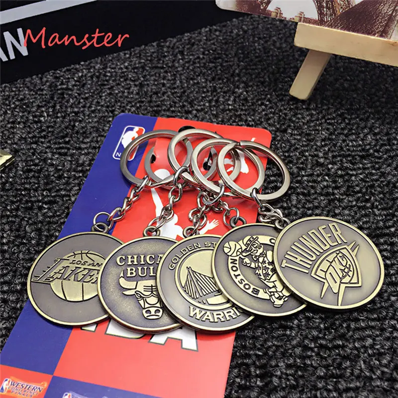 

Basketball Team Keychains Fashion Sport Team Keychain Gifts for Men Women Metal Car Rocket Key Chain Bag Key Ring Men's Gift