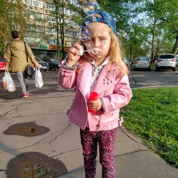 

Girls PU jacket 2-7 year old girl, fashion rivet belt, lapel leather, motorcycle leather jacket full sleeve spring and autumn