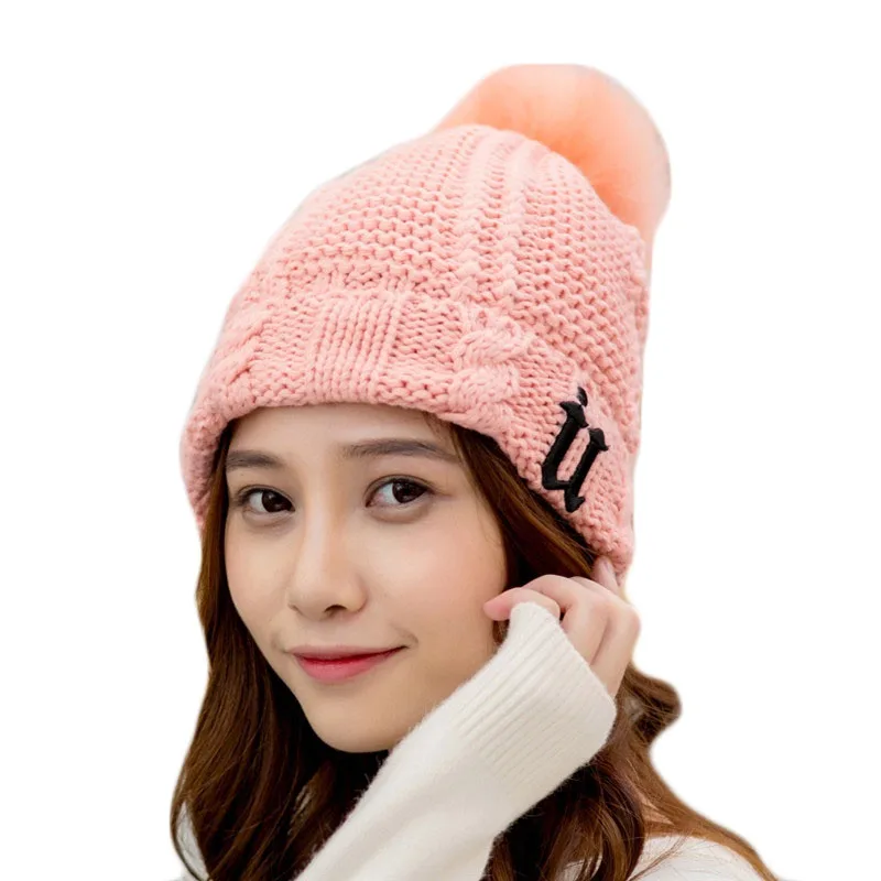  Autumn Winter Women 's Cap Plush Knitted Hat With U Letter Furry Balls Hat Warm Cotton Girls Lady Otdoor Beanies Hats 