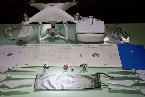 In Stock For Xmas| DJI Phantom 4 Pro Drone With 4K HD Video,30 MINS Flight Time, 7 KM Control Range