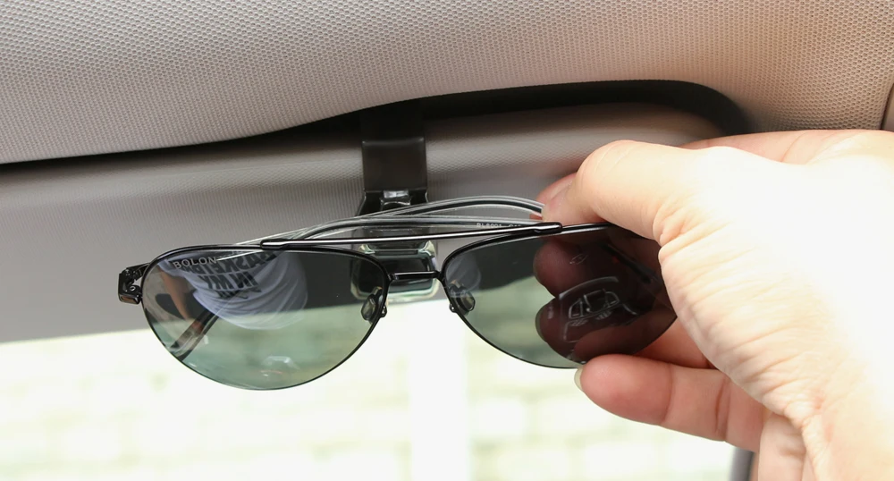 Автомобильный козырек очки солнцезащитные очки билетный зажим держатель для mitsubishi colt skoda rapid renault sandero citroen c5 honda civic bmw e70