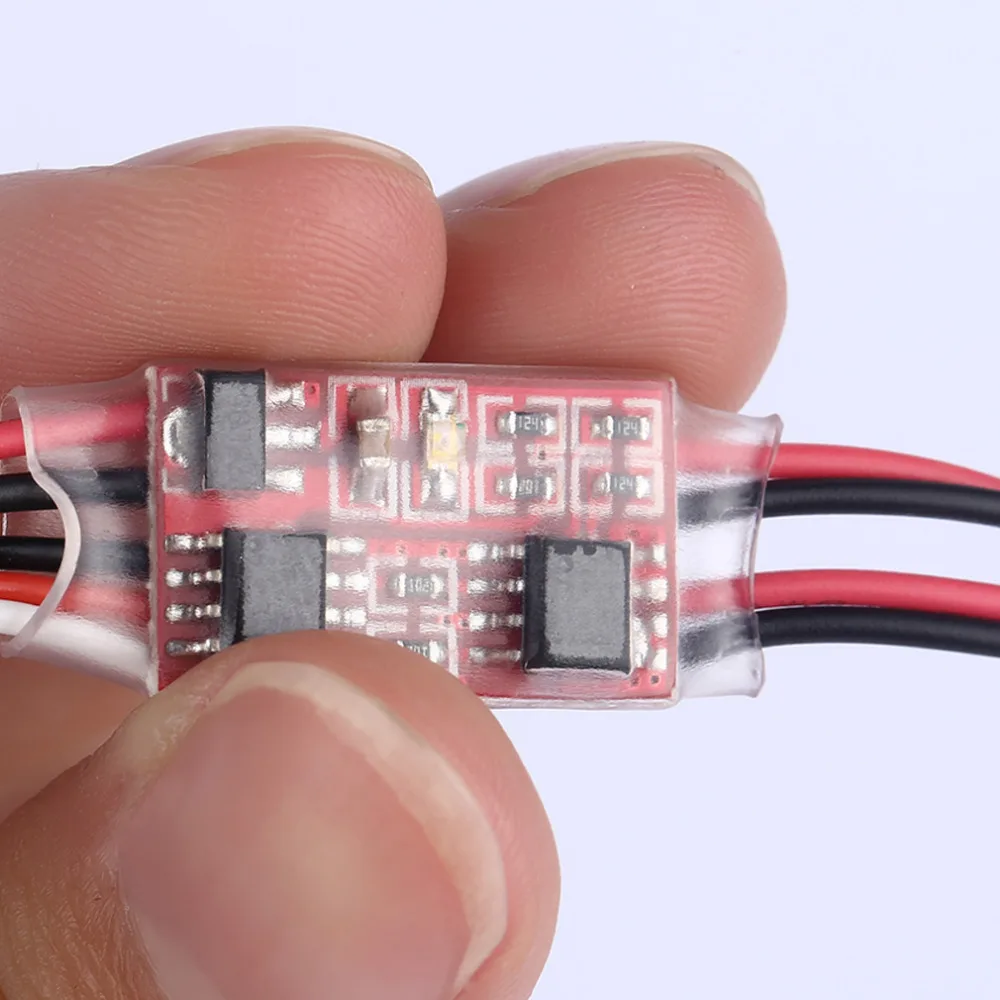 

RC Model LED Light Bar Navigation Spotlight Controller Controllable LED Navigation For PFV Multiaxial Multicopter Helicopters
