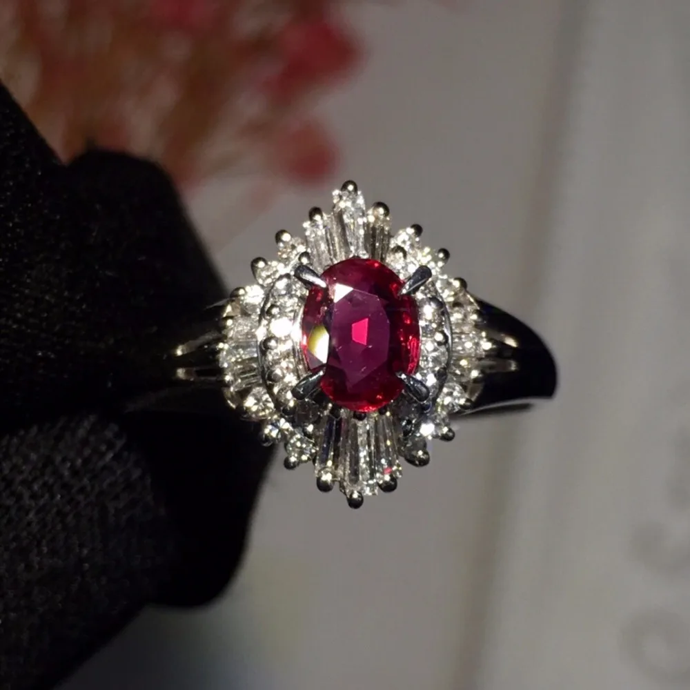 Ювелирные украшения Pt900 золото натуральным 0.45ct-кроваво-красным камнем