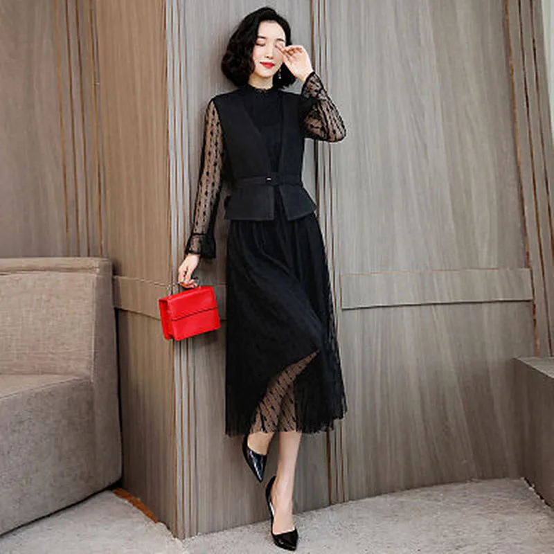 

2019 spring new simple women's fashion elegant slim slim lace comfortable breathable dress two-piece with knitting Jackets