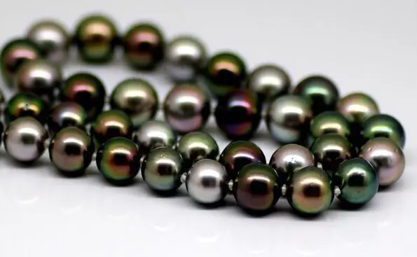 

189-10MM NATURAL SOUTH SEA BLACK PEARL NECKLACE