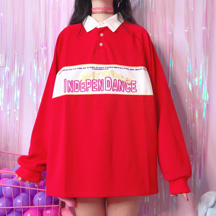 

Long sleeved T-shirt embroidered letters turn collar long school students