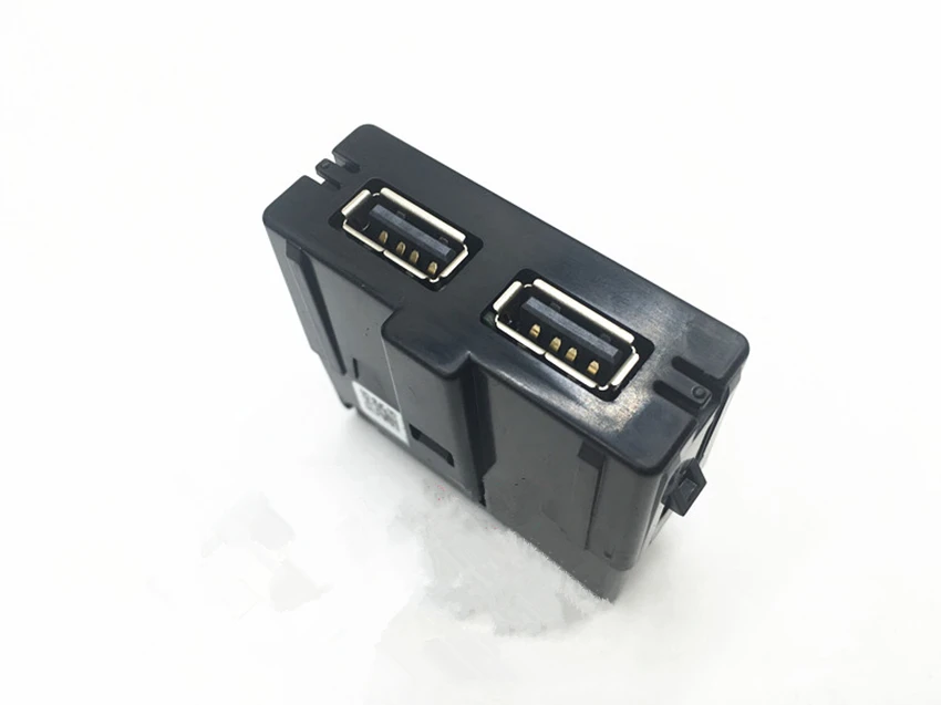 OEM задний подлокотник USB разъем Armerst USB с проводкой для VW Tiguan MK2 Teramont Skoda Octavia Superb Kodiak 5QD 035 726 л