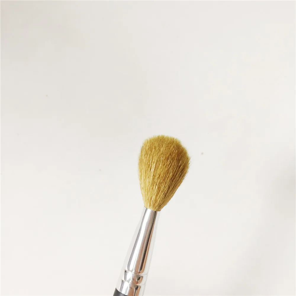 Baremineral Tapered Blush Brush _ 4