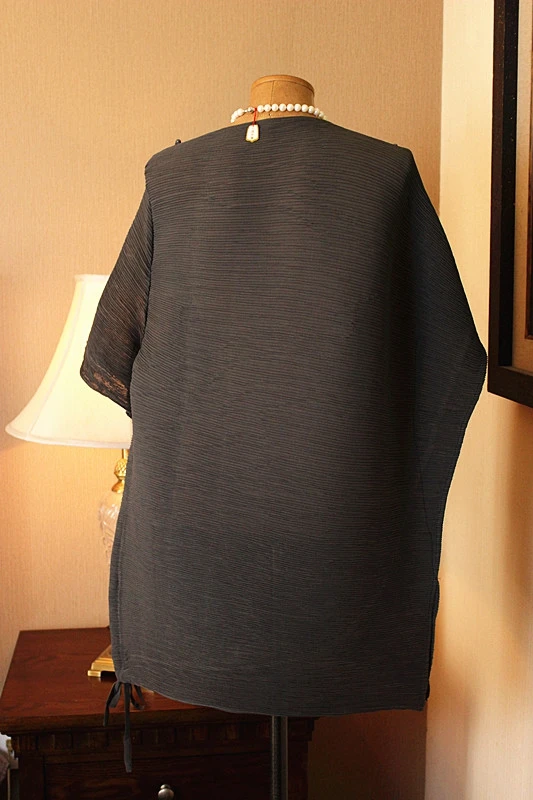 Miyake fold футболка с коротким рукавом Однотонная футболка Оригинальная футболка с вырезом