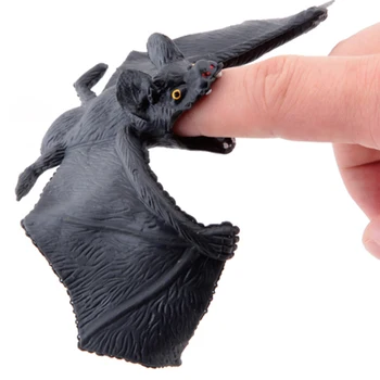 

Simulation Bat Artificial Funny Pendant Rubber For Halloween Haunted House Fool's Day M09