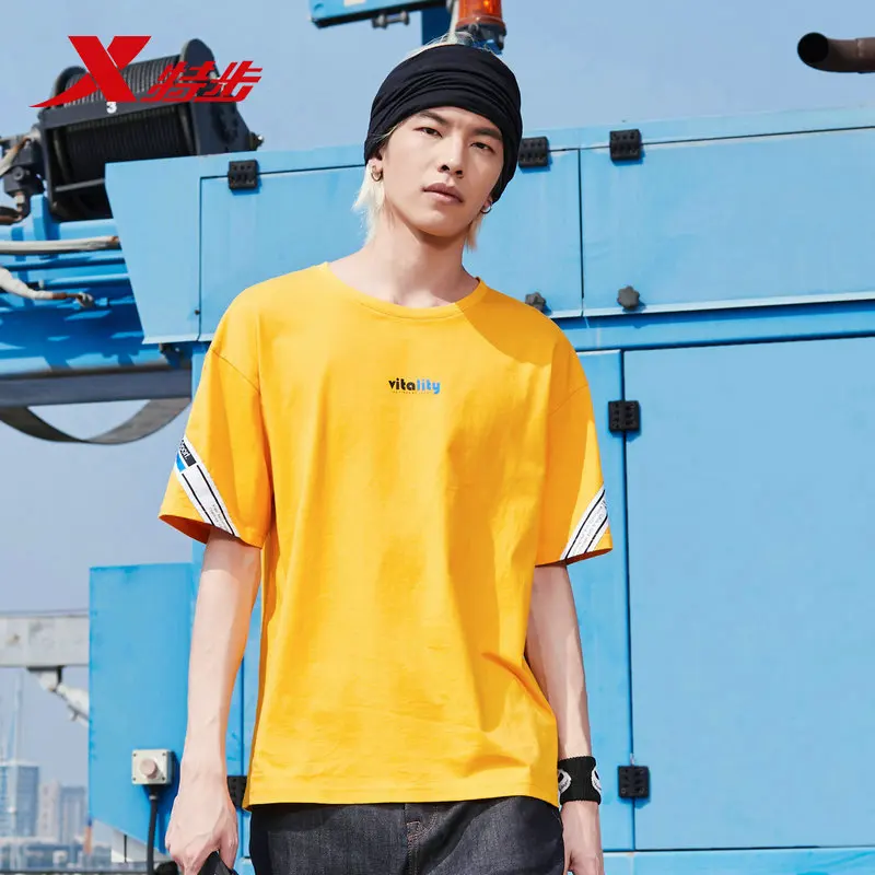881229019015 xtep men's sports T-shirt 2019 summer new trend letter printing round neck loose short sleeve 881229019015 xtep men's sports T-shirt 2019 summer new trend letter printing round neck loose short sleeve