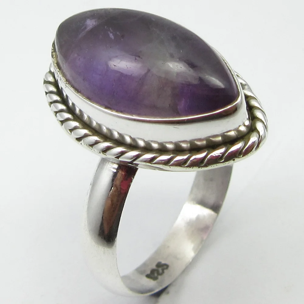 

PURE SILVER Purple Amethysts Bestseller Ring Size 8.5 !