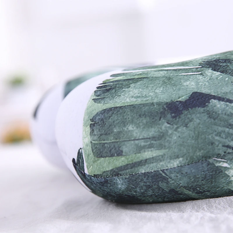 L091-.Neck U Shaped Pillow Hangable Car Travel Leaves Pillow Summer Printing Massager Bedding Sleeping Airplane Body Pillowsjpg (9)