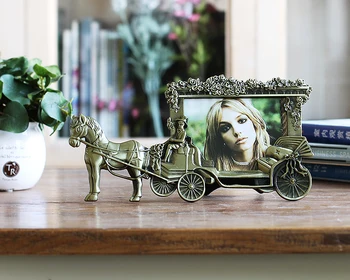

5 inch Mini Photo Frames Vintage Picture Frames White Horse Carriage Photoframe
