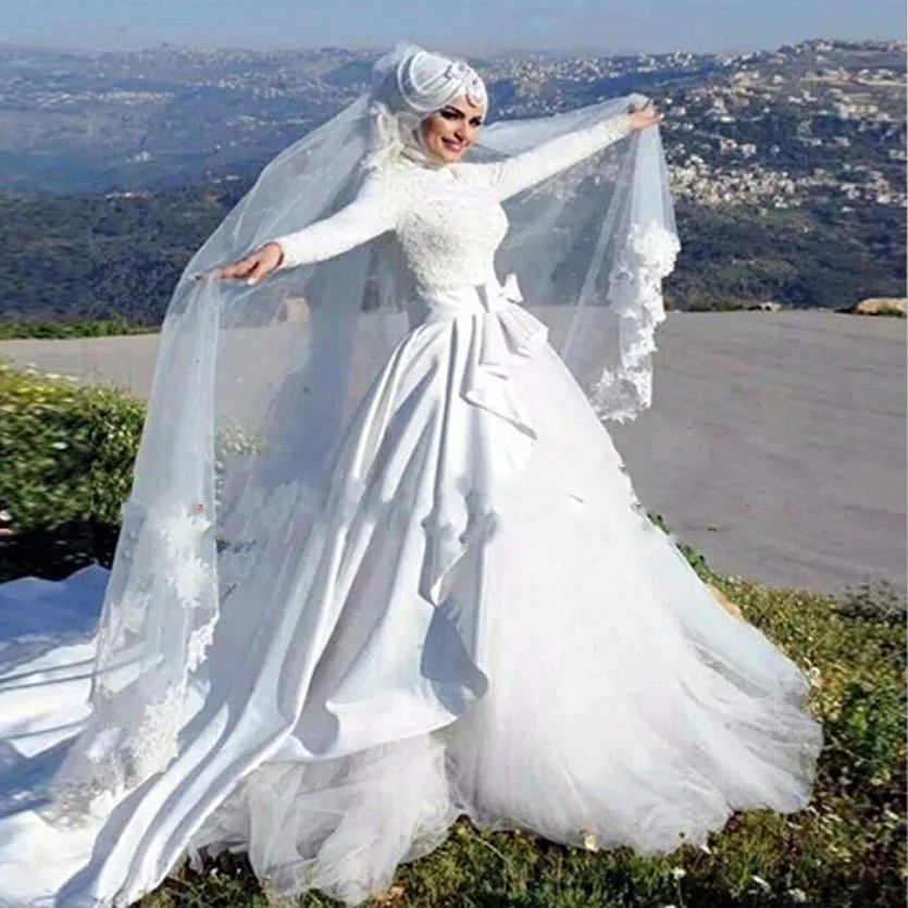 Muslim Wedding Dresses Full Sleeve Appliques Beading Bridal Gowns Lace Long White Bow A Line Islamic