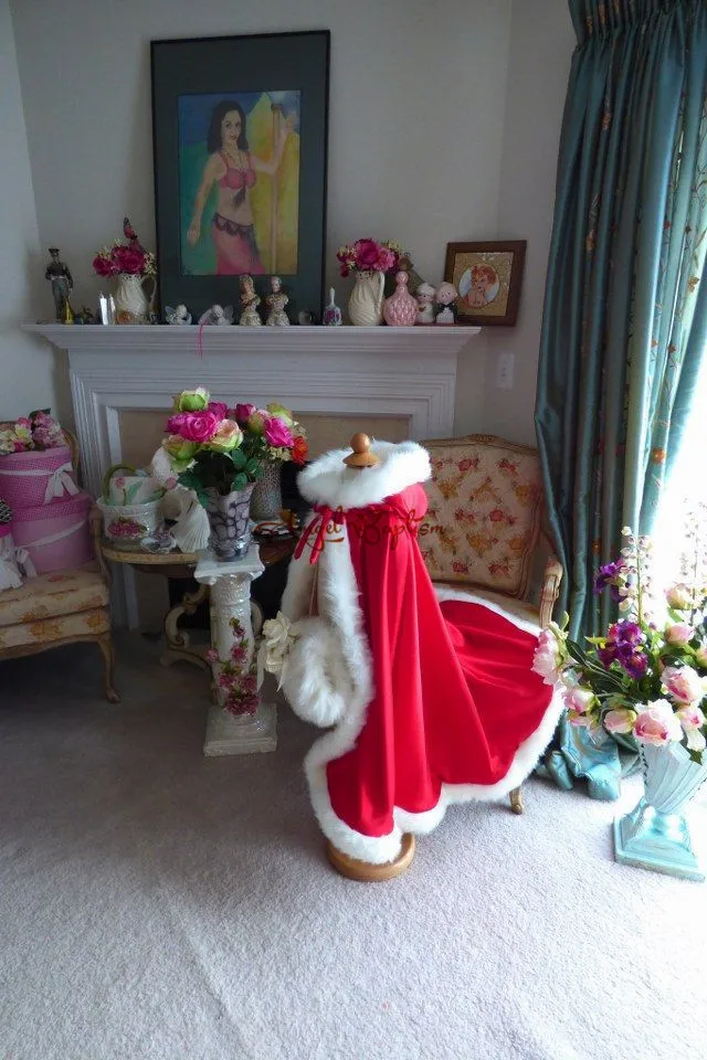 Red flower girl faux fur cape child kid winter jacket hooded wrap bolero with hand muff evening prom coat outwear cloaks Red flower girl faux fur cape child kid winter jacket hooded wrap bolero with hand muff evening prom coat outwear cloaks