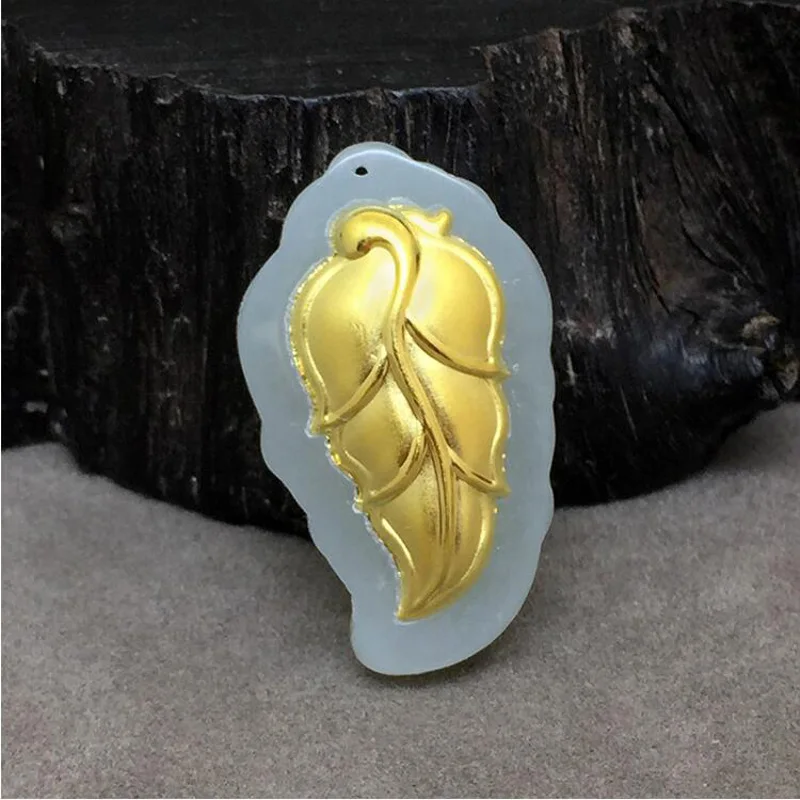 

Yu xin yuan Hetian jade Natural gold inlay Leaf pendant